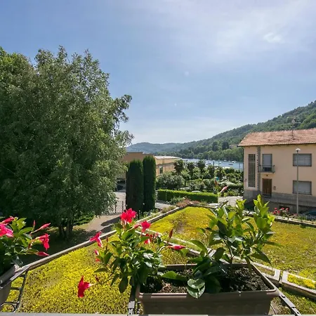 Solcio Sleeps 6 شقة *