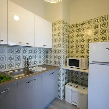 Solcio Sleeps 6 * لسا